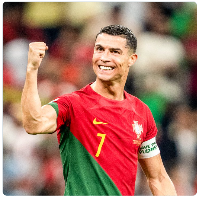 Hợp đồng của Ronaldo với Al Nassr